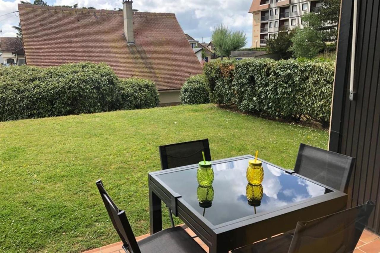 Beautiful With Garden Apartment *