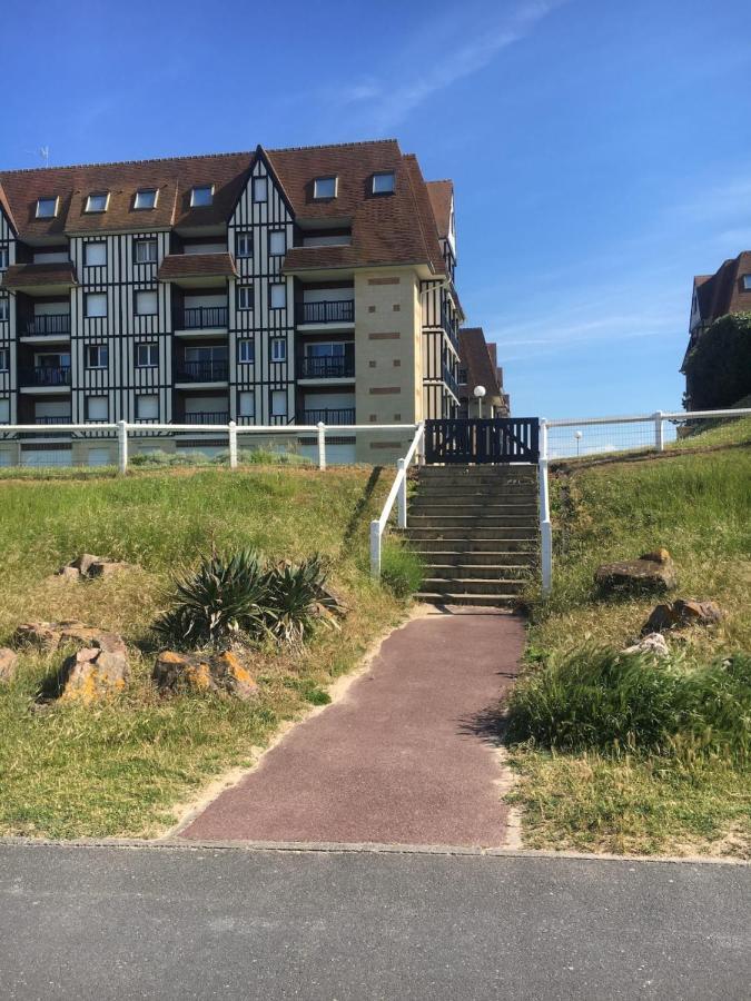 Beautiful With Garden * Cabourg